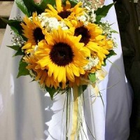 Malta wedding sunflowers