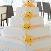 Square Malta Wedding Cakes